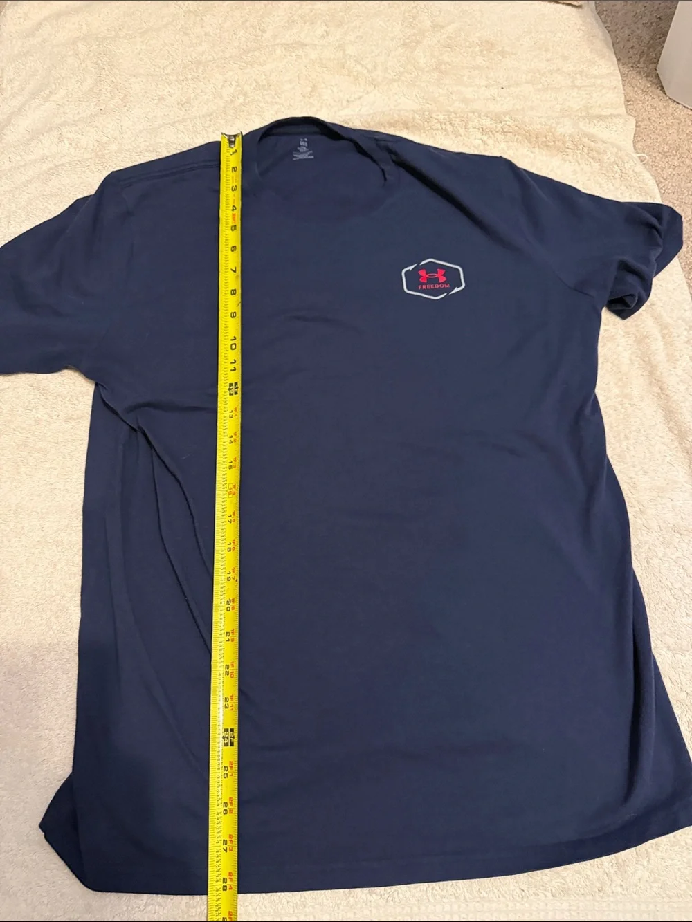Under Armour Navy Short-Sleeve Performance Tee with Red Logo - Picture 4 of 5